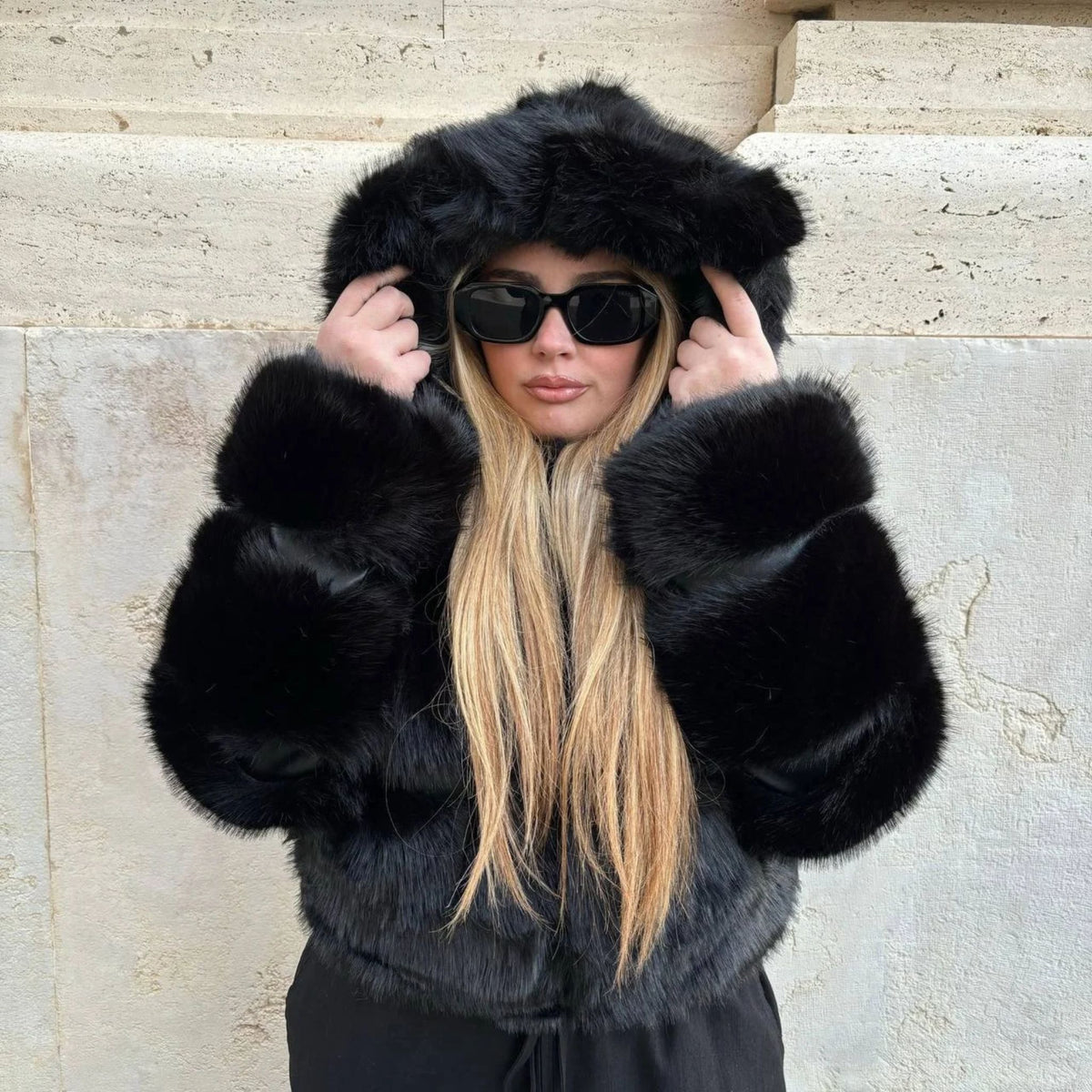 Eco Pelliccia Black Crop