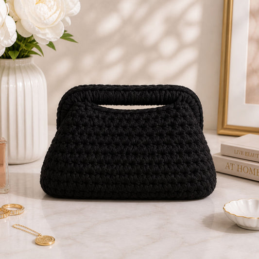 Clutch Nera 20CM - Realizzata a mano