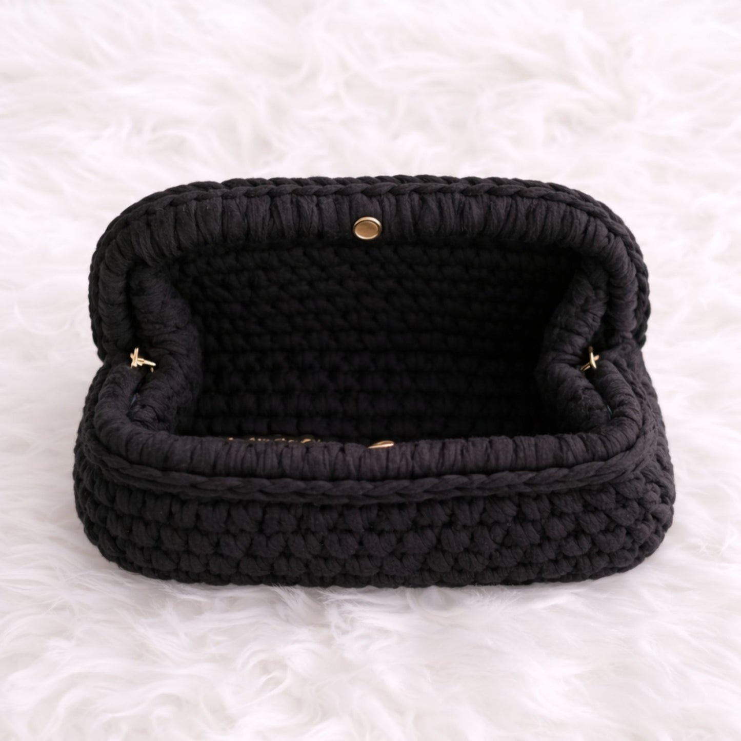 Clutch Nera 20CM - Realizzata a mano