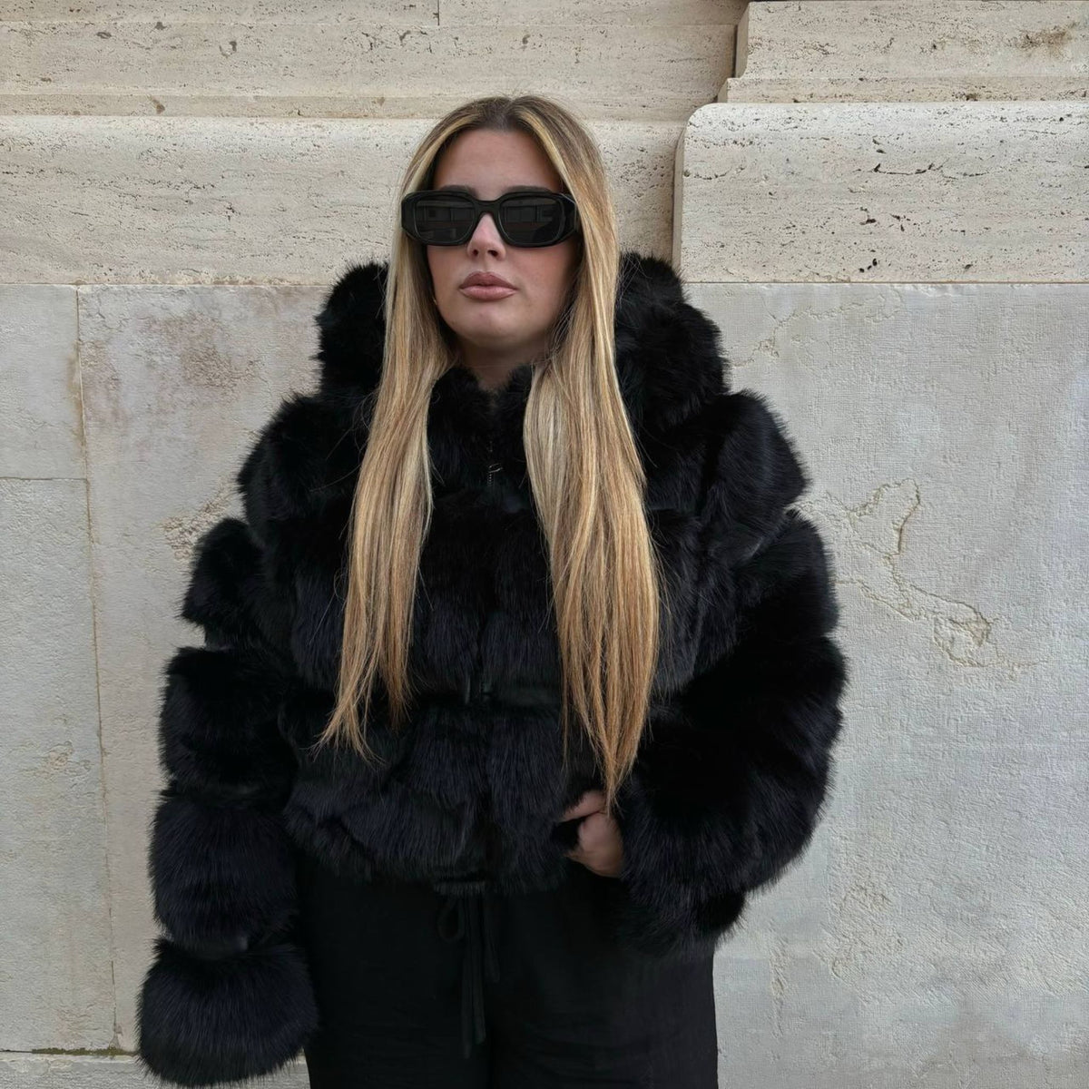 Eco Pelliccia Black Crop