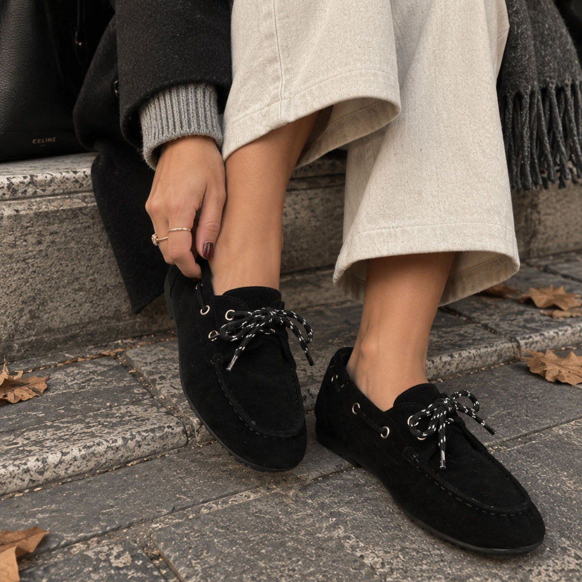 Mocassino in camoscio nero